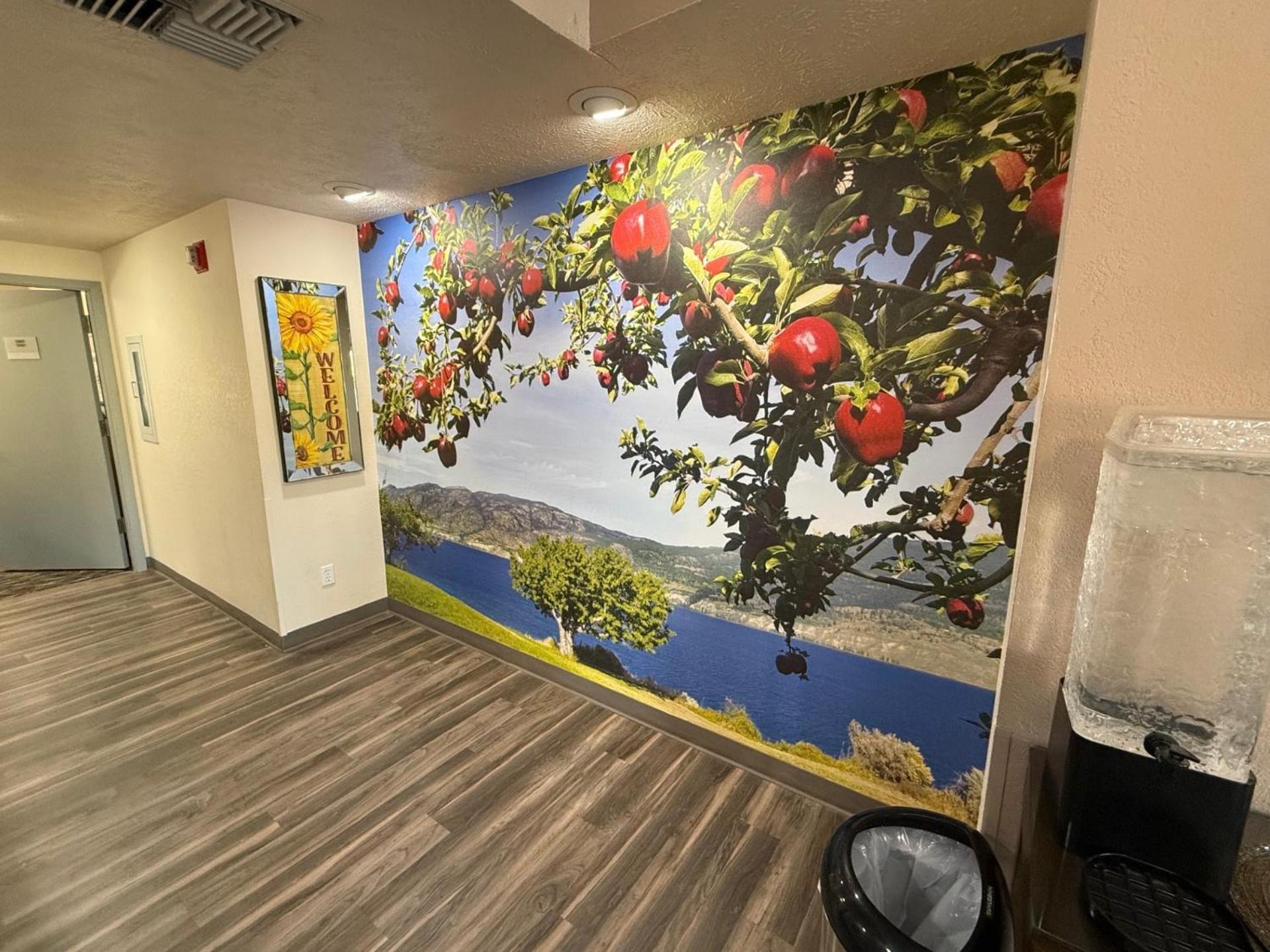 Wenatchee Inn Ngoại thất bức ảnh