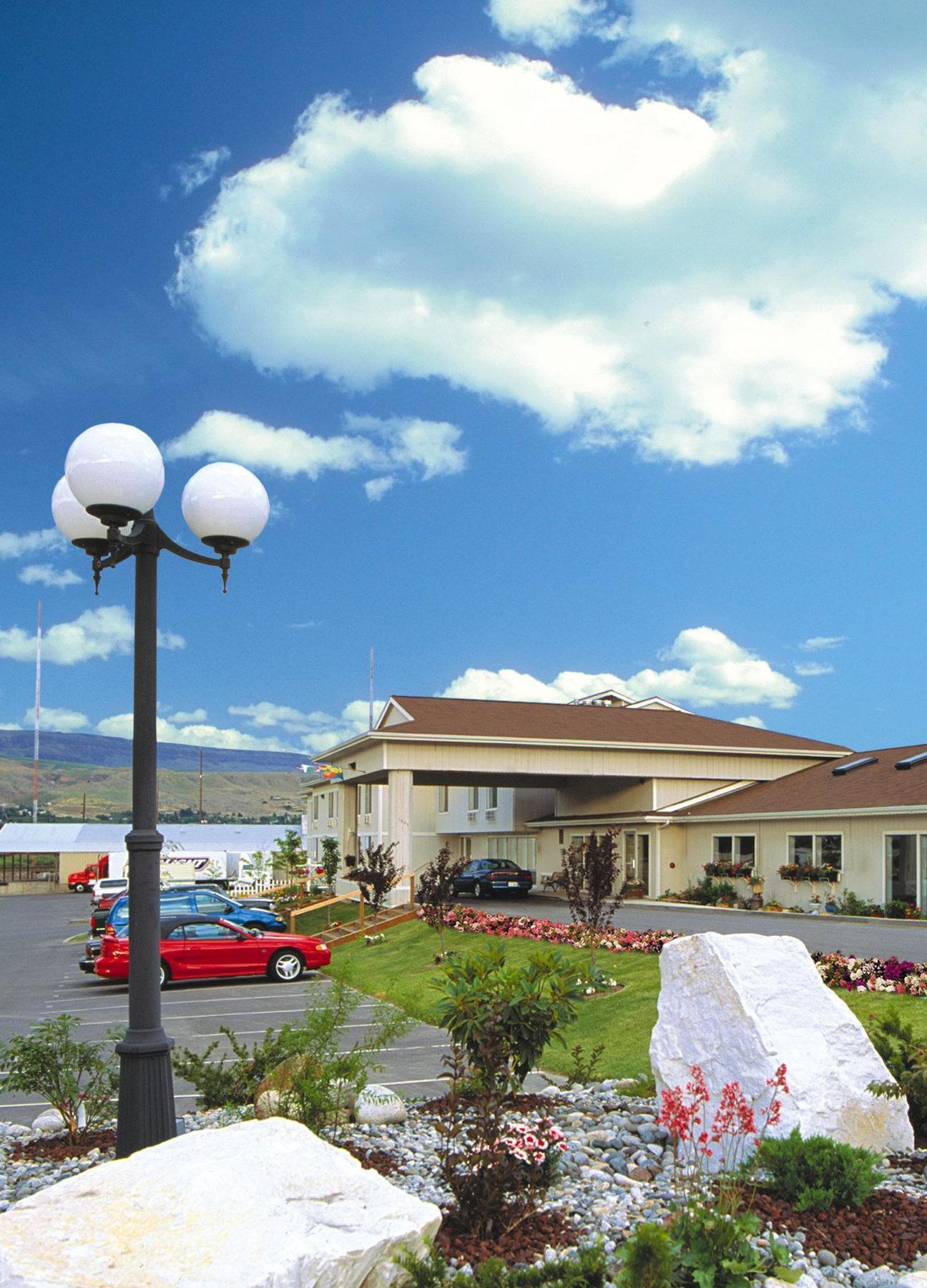 Wenatchee Inn Ngoại thất bức ảnh